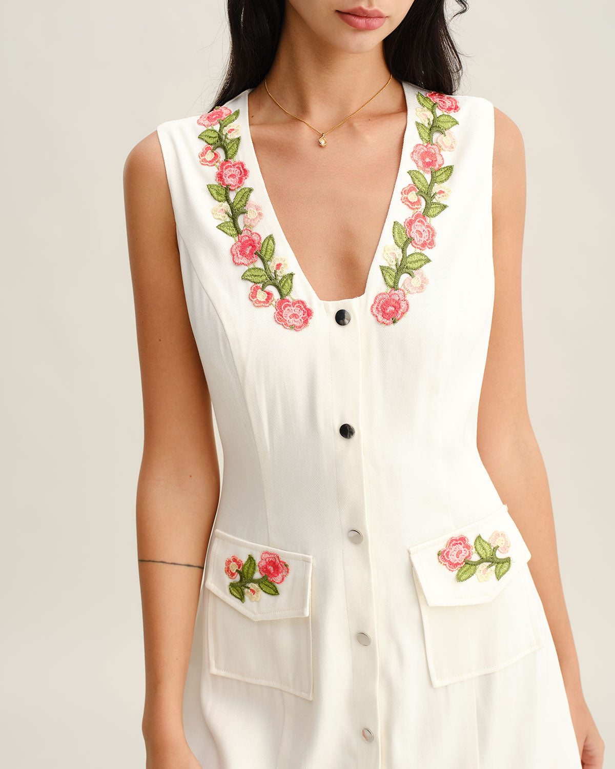White Floral V Neck Sleeveless Mini Dress